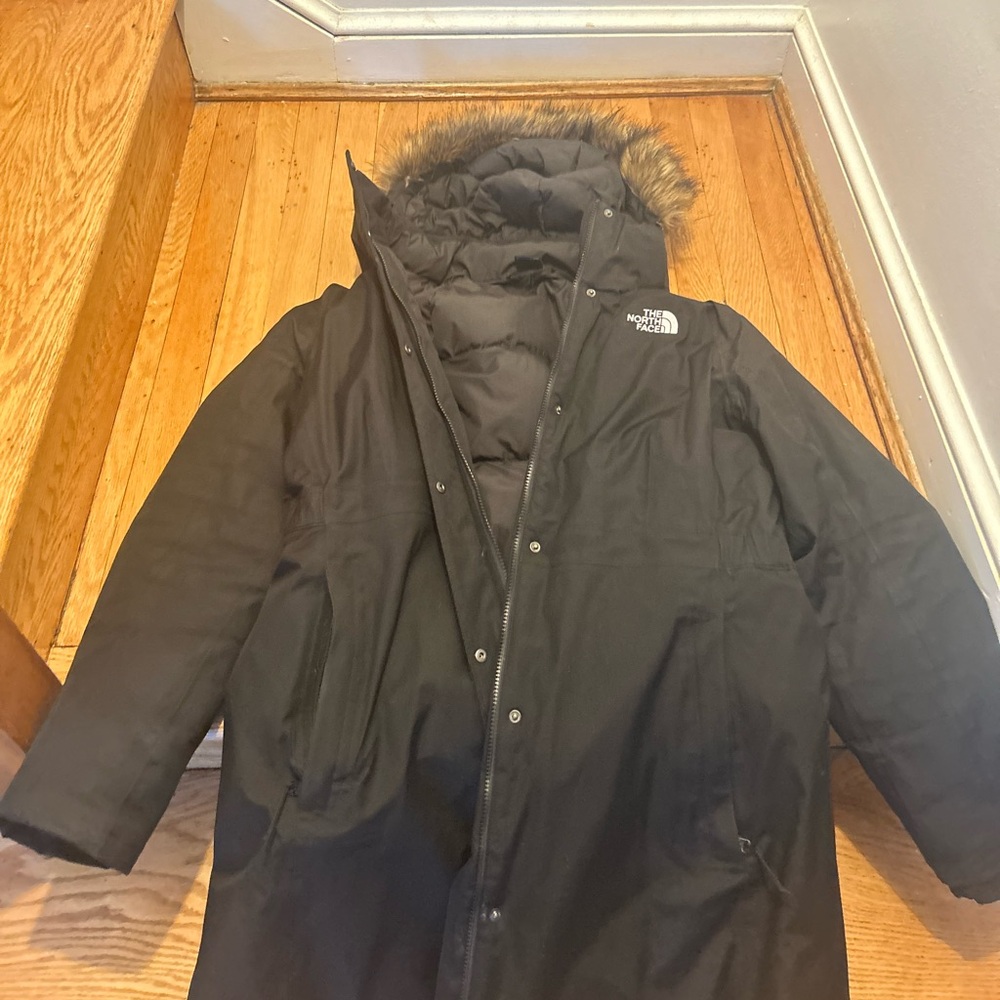 The North Face Arctic Down Parka - Women's XL, TNF Black/NPF